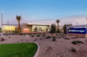 Life Storage - Chandler