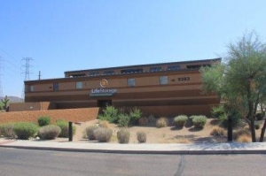 Life Storage - Scottsdale - East Bell Road