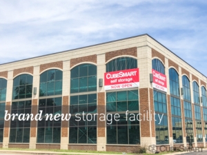 CubeSmart Self Storage - Chicago - 6000 W Touhy Ave
