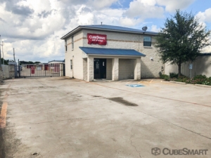 CubeSmart Self Storage - Houston - 7705 McHard Rd