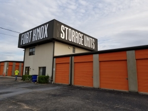 Fort Knox Storage - Hackel Drive