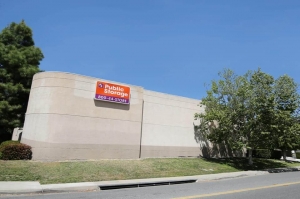 Public Storage - Laguna Hills - 25131 Costeau St