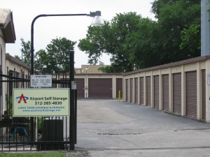 Airport Self Storage - Photo 4