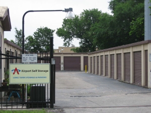 Airport Self Storage - Photo 3
