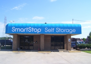 SmartStop - Hollywood St. - Photo 1