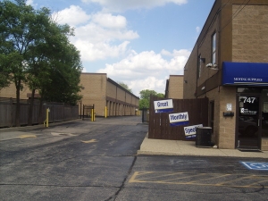 Simply Storage - Glenview - Photo 3