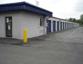 Simply Storage - W 10th St/Ben Davis - Photo 3