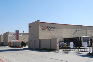 StorQuest RV/Boat and Self Storage - Riverside - Photo 3