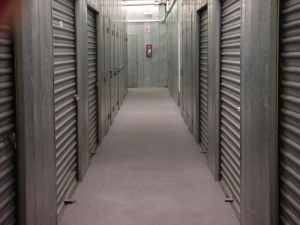 StorQuest Self Storage - Los Angeles - Figueroa St - Photo 3