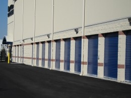 Simply Storage - Castleton  - Photo 7