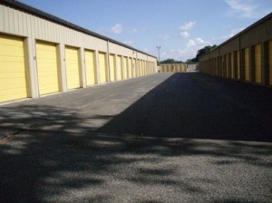 Uncle Bob's Self Storage - Pensacola - 2807 W Michigan Ave - Photo 4