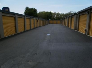 Uncle Bob's Self Storage - Clearwater - 1844 N Belcher Rd - Photo 3