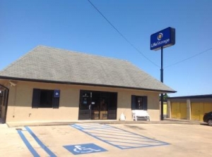Life Storage - Montgomery - Coliseum Boulevard