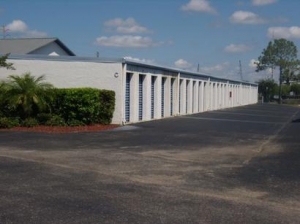 Uncle Bob's Self Storage - Fort Myers - 6600 Industrial Dr - Photo 3