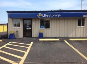 Life Storage - Avon