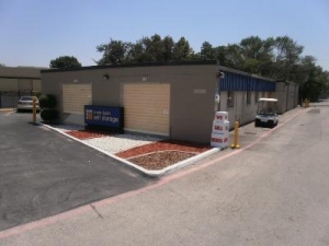photo of Uncle Bob's Self Storage - Richardson