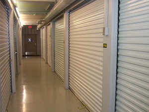 Uncle Bob's Self Storage - Phoenix - 3641 W Camelback Rd - Photo 6