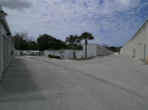 Uncle Bob's Self Storage - Clearwater - 1426 N McMullen Booth Rd - Photo 4