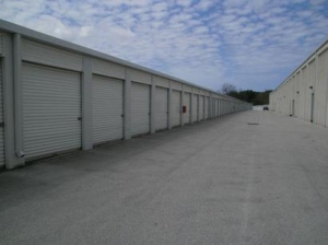 Uncle Bob's Self Storage - Clearwater - 1426 N McMullen Booth Rd - Photo 6
