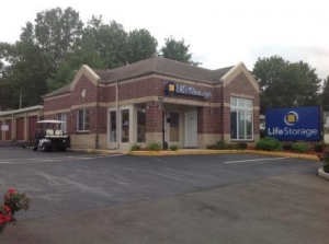 Life Storage - Florissant - Shackelford Road