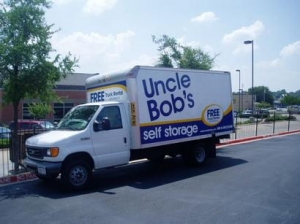 Uncle Bob's Self Storage - Arlington - 4320 Little Rd - Photo 4