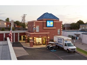 Uncle Bob's Self Storage - Arlington - 4320 Little Rd - Photo 10