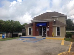 Life Storage - Columbus - Amber Drive