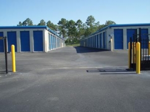 Uncle Bob's Self Storage - Pensacola - 9113 W Highway 98 - Photo 4