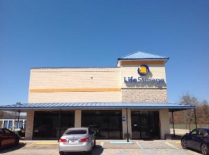 Life Storage - Montgomery - McLemore Drive
