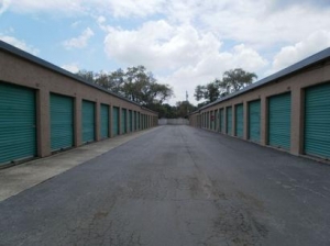 Uncle Bob's Self Storage - Tampa - 815 E Fletcher Ave - Photo 4