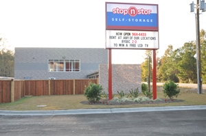 Stop N Stor 3 - Photo 4
