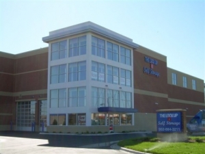 The Lock Up Storage Centers - Bloomington - Photo 2