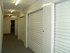 The Lock Up Storage Centers - Lincolnwood - Photo 6