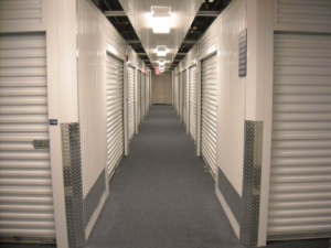 The Lock Up Storage Centers - Willowbrook - Photo 3