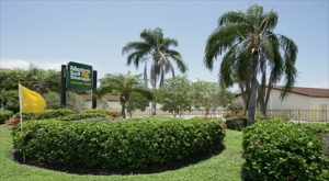 Metro Self Storage - Fort Myers/Tamiami Trl. South - Photo 1