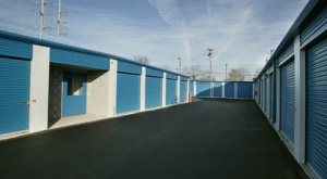 Metro Self Storage - Chicago/W. 105th St. - Photo 6