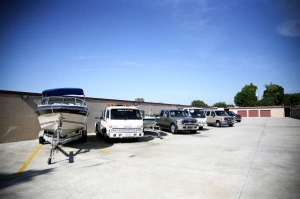 MyNeighborhoodStorageCenter of Lake Underhill - Photo 3