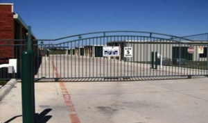 Metro Self Storage - Fort Worth - White Settlement RD - Photo 2