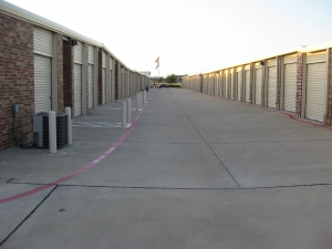 Frisco Legendary Self Storage - Photo 5