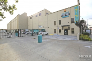 Saf Keep Storage - Los Angeles - Melrose Avenue