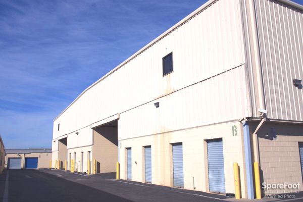 AAA Quality Self Storage - Covina - 216 E Arrow Hwy