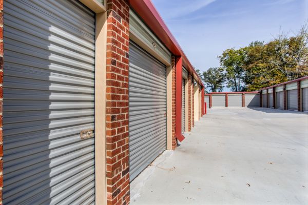Storage Xxtra Hwy 74 North - 109 Kirkley Road