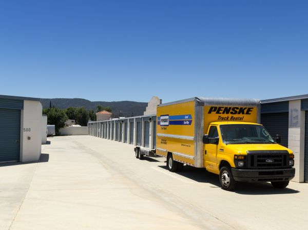 Jefferson Self Storage - 25435 Jefferson Ave