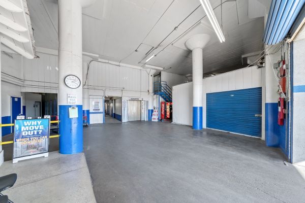 US Storage Centers - Vernon - 4250 S Alameda St
