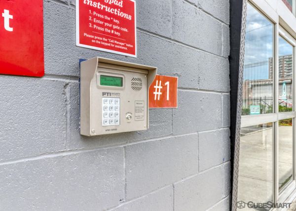 CubeSmart Self Storage - Bronx - 955 Bronx River Ave - 955 Bronx River Ave