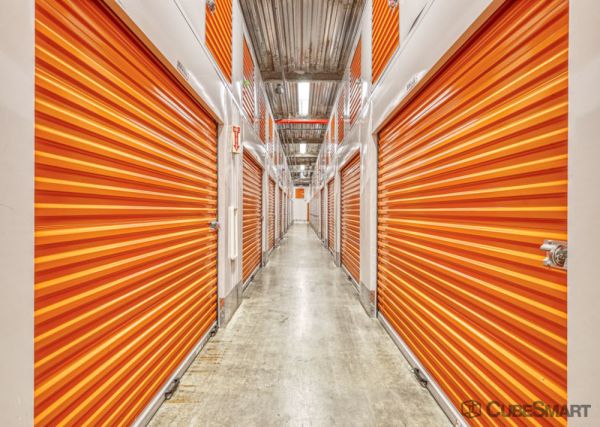 CubeSmart Self Storage - Jamaica - 179-36 Jamaica Ave - 179-36 Jamaica Ave