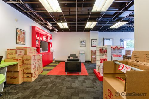 CubeSmart Self Storage - New Rochelle - 111 Cedar St - 111 Cedar St