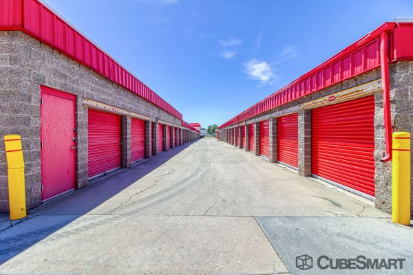 CubeSmart Self Storage - Aurora - 15413 E 18th Ave - 15413 E 18th Ave