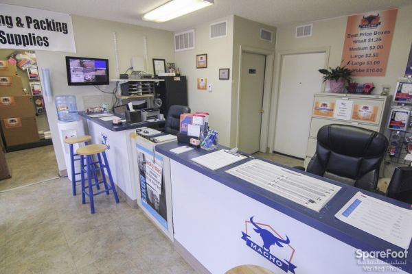 Macho Self Storage - Irving - 3930 Valley View Ln