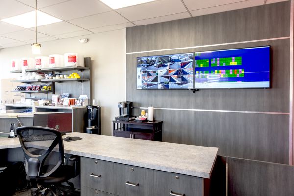 Security Public Storage - 506 El Rancho Dr